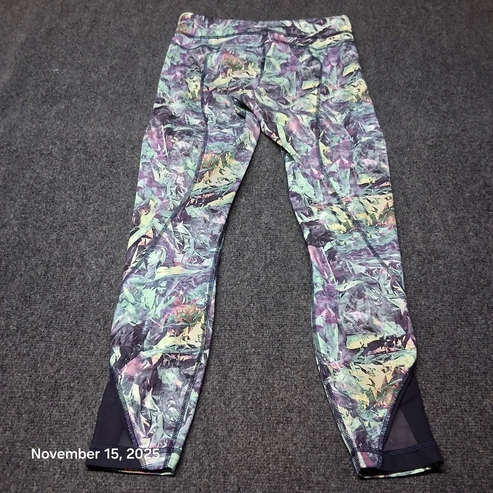 Lululemon‎ Inspire Tight II Full On Luxtreme Mesh Iridescent Multi Size 6 W5G73S